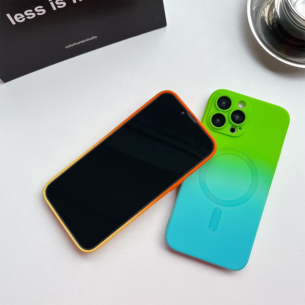 Magnetic Gradient Phone Case | ZAKAPOP