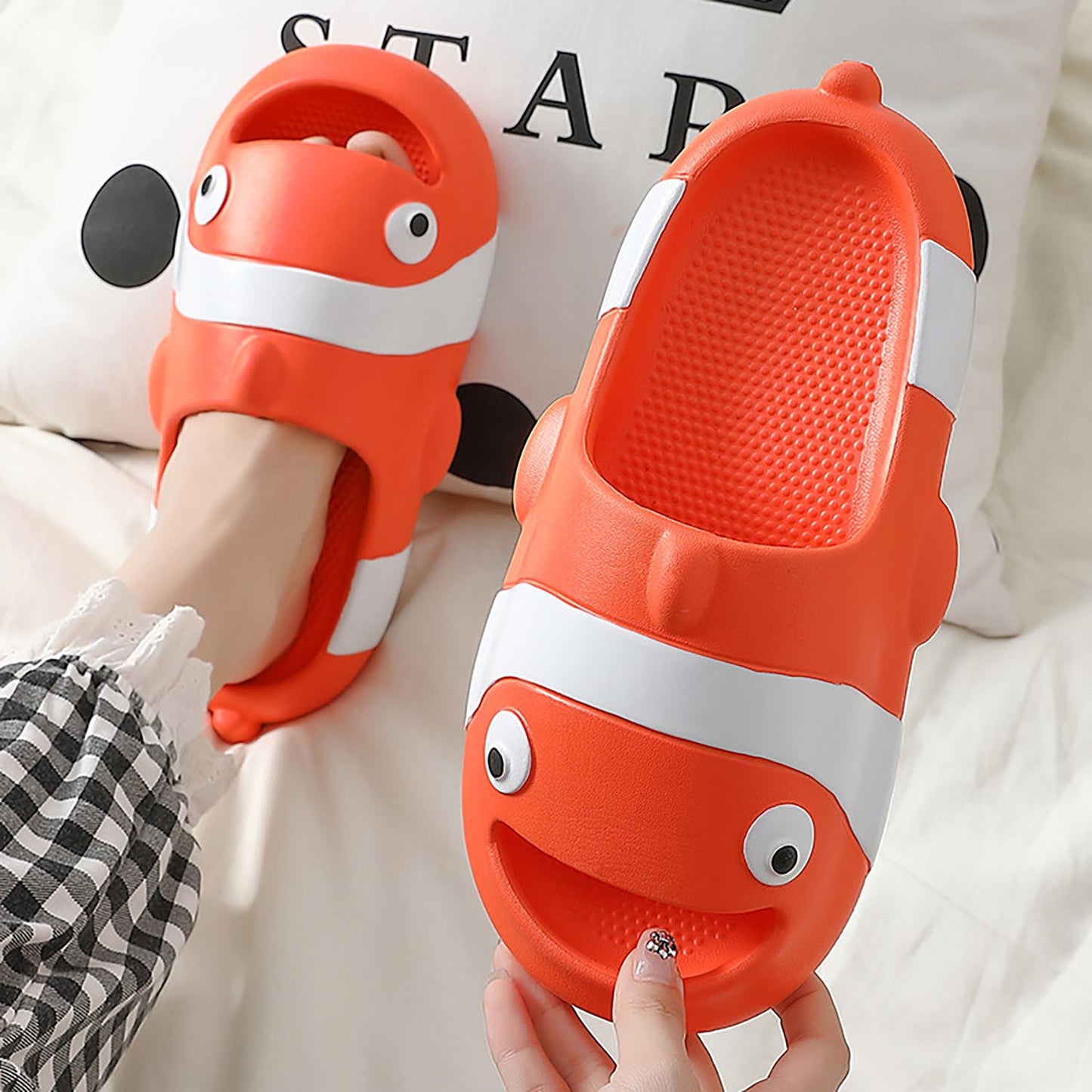Original Clownfish Ultra-Soft Slippers (Adult)| ZAKAPOP