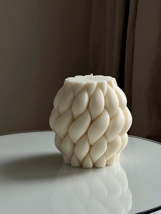 Twisted Design Candle | Moongloar
