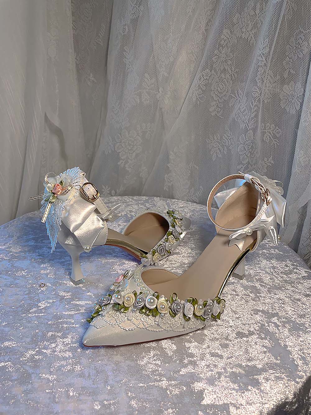 White Dove Handmade Pointed Toe LO Heels | ZAKAPOP