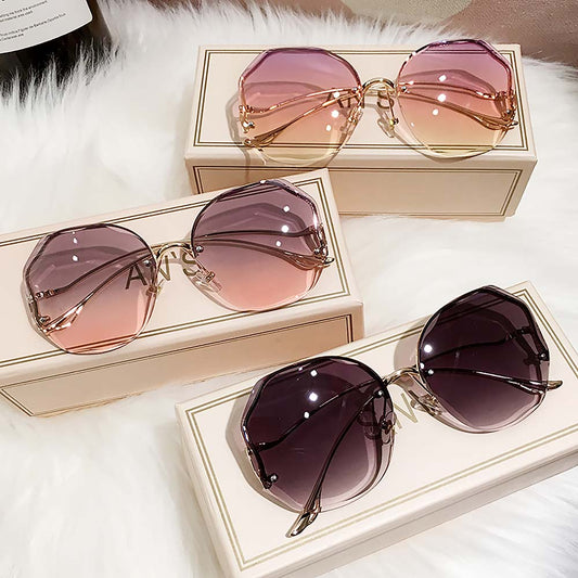Women's Stylish Vintage Oversized Square Gradient Sunglasses | ZAKAPOP