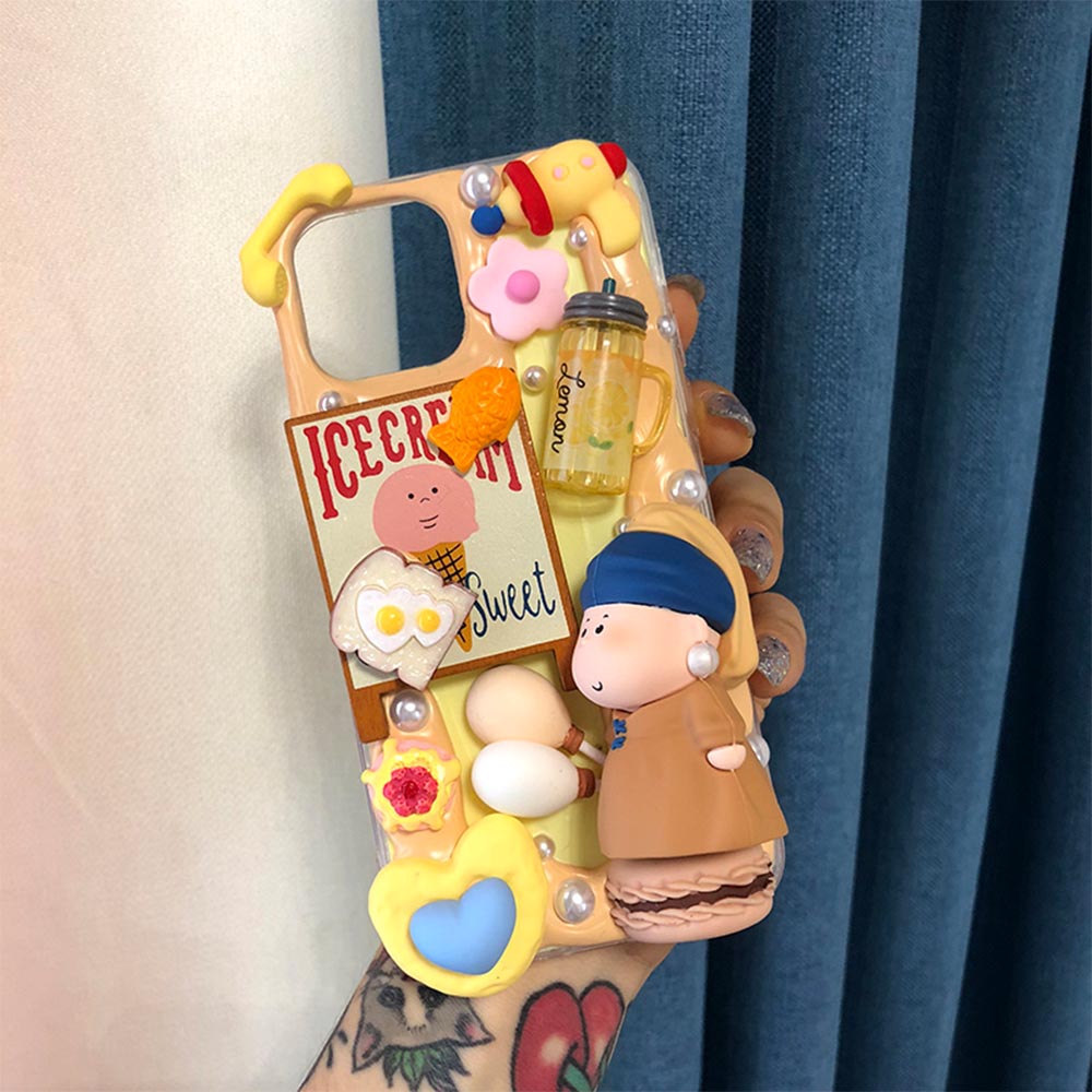 Handmade Girl With A Pearl Earring Cute Cream Phone Case (Customizable) | ZAKAPOP