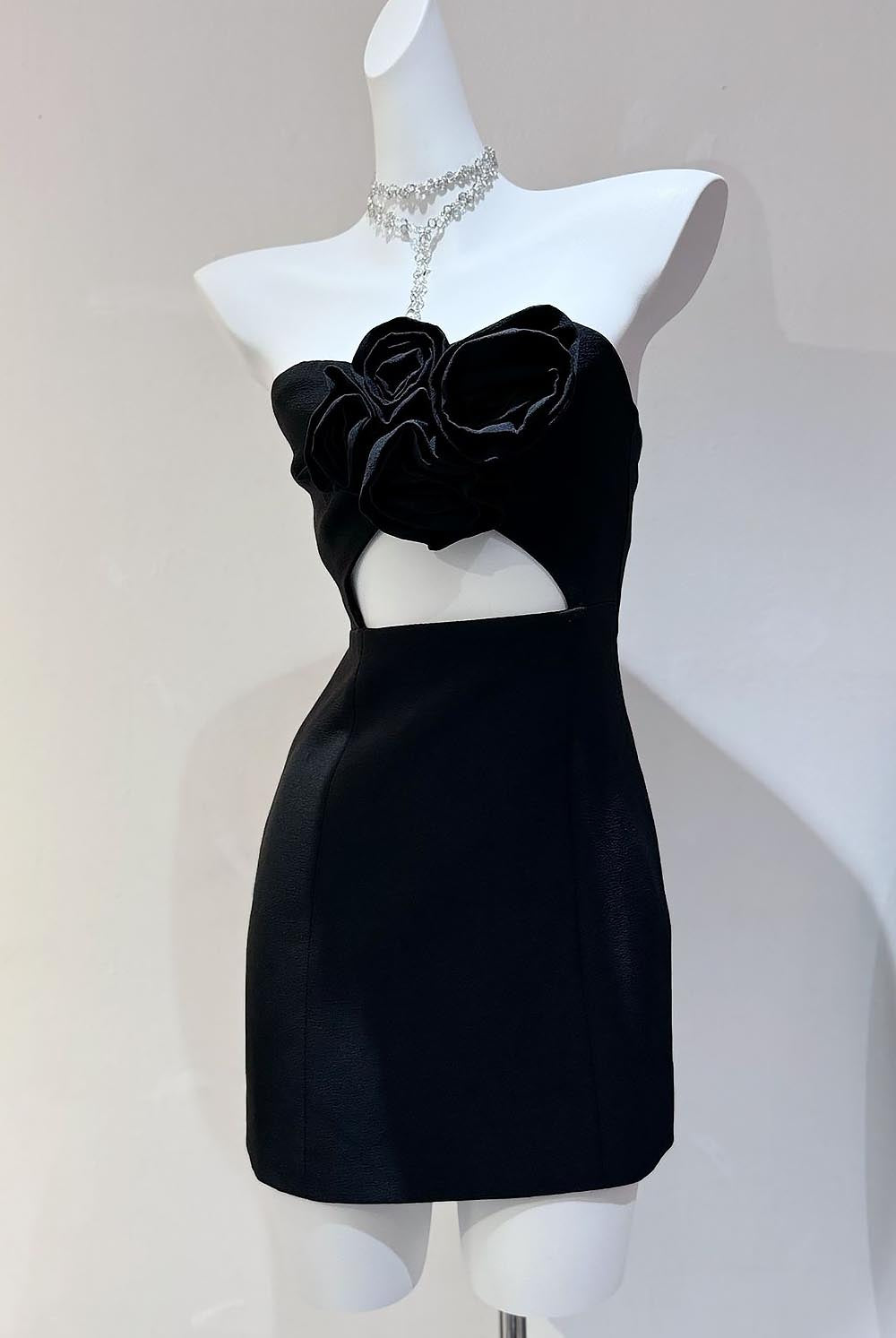 3D Floral Embellished Sexy Strapless Backless Mini Dress - Black | ZAKAPOP