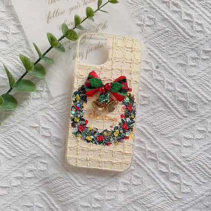 Christmas Wreath Cream Phone Case | ZAKAPOP