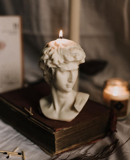 David & Venus Candle Set in Sculpture