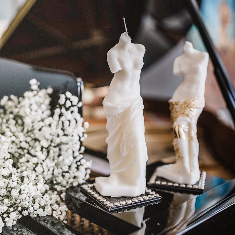 David & Venus Candle Set in Sculpture