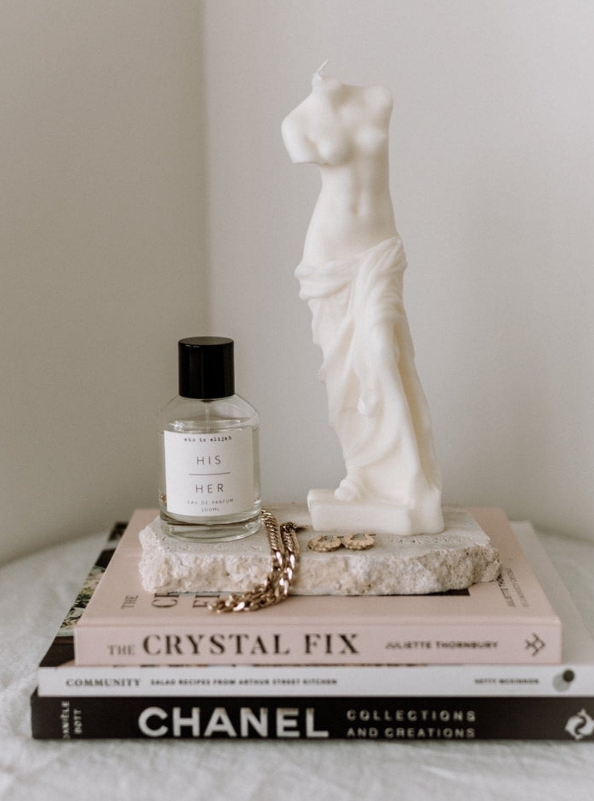 David & Venus Candle Set in Sculpture