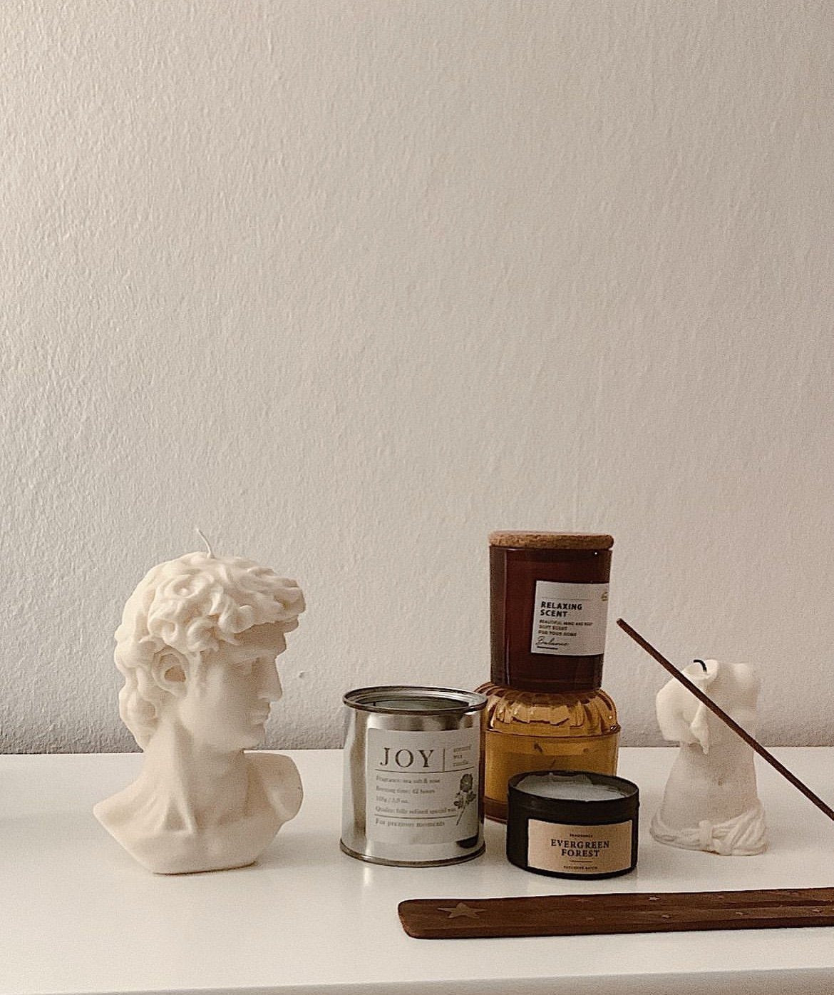 David & Venus Candle Set in Sculpture