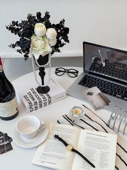 Élégant Goblet Vase