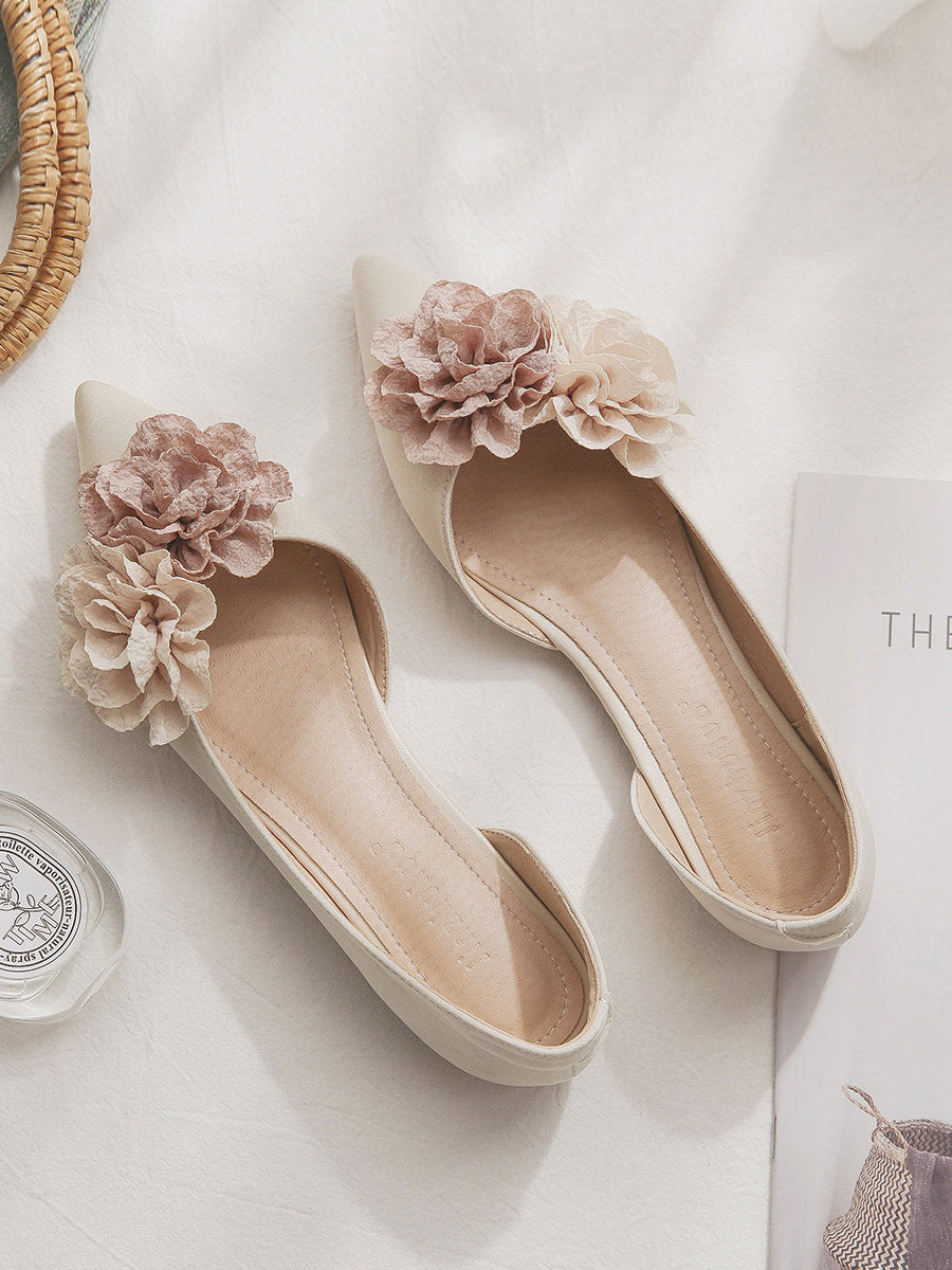 Elegant Leather Pointed Flats with Floral Appliqué