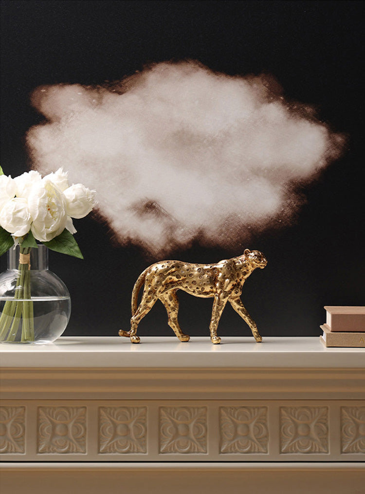 Exquisite Leopard Art Ornament