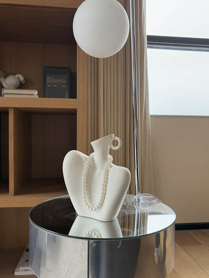 Graceful Shoulder Silhouette Vase