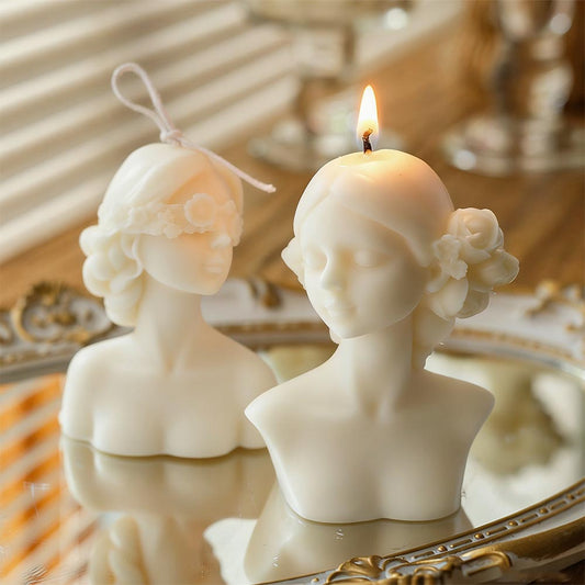 Ingenue Portrait Candle | Moongloar