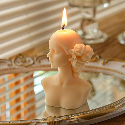 Ingenue Portrait Candle | Moongloar