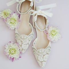 Lace Pointy Toe Flats With Small Pearls Applique | ZAKAPOP