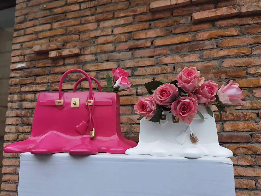 Lyra Handbag Resin Vase