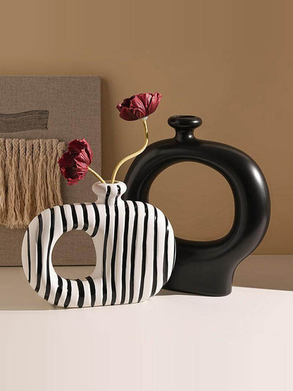 Minimalist Striped Ceramic Vase Set
