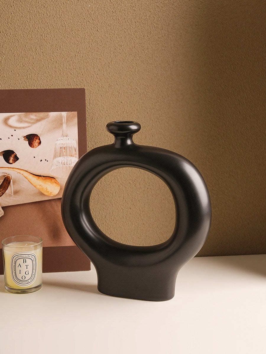 Minimalist Striped Ceramic Vase Set