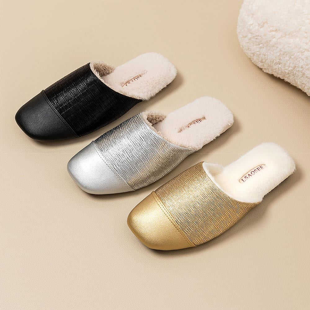 Mule in Gold Faux Leather with Fur