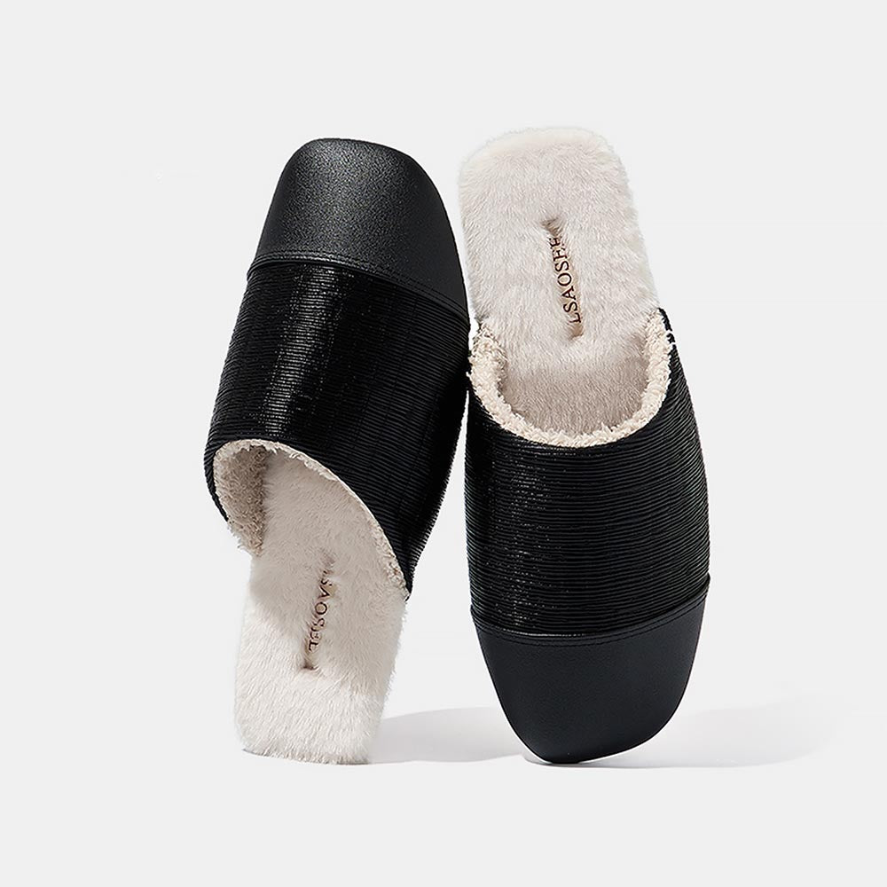 Mule in Gold Faux Leather with Fur