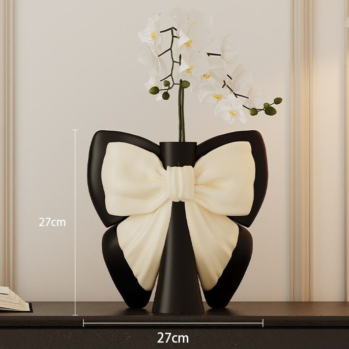 Étoile Bow Tie Resin Vase