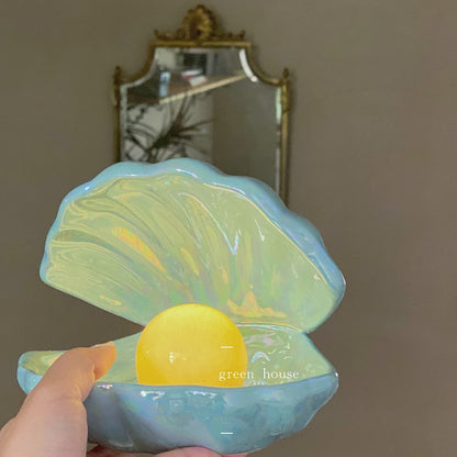 Pearlescent Atmosphere Lamp with Glazed Seashell | ZAKAPOP