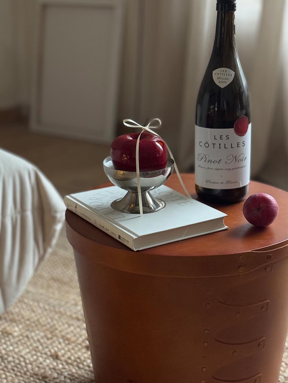 Red Apple Candle | Moongloar