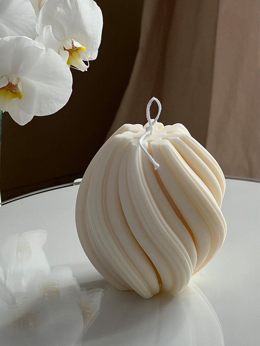 Twisted Design Candle | Moongloar