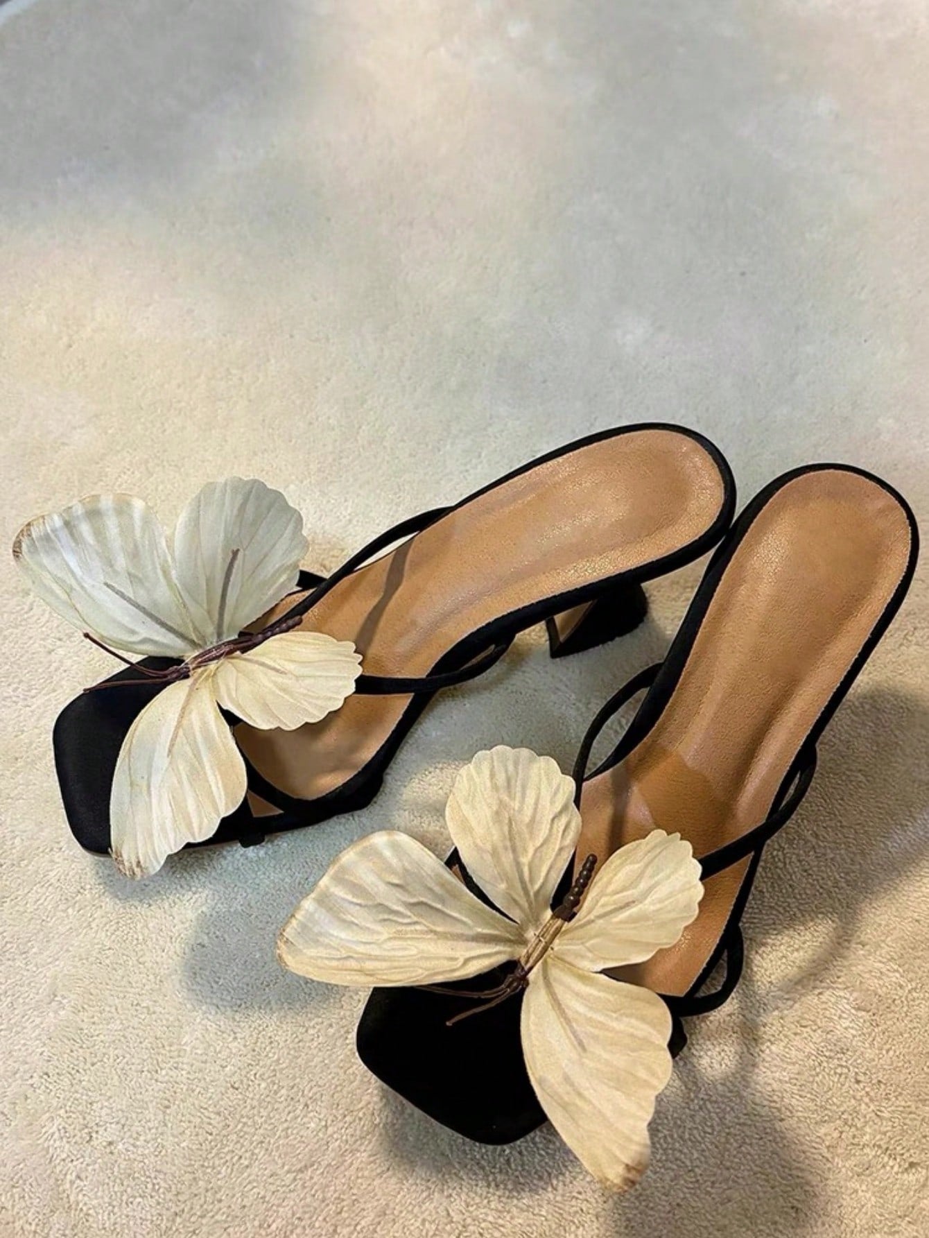 Women's Chic Butterfly Elegant Thick Heel Sandals | ZAKAPOP
