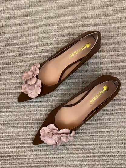 Women's French Vintage Lambskin Floral Pointed-Toe Stiletto Pumps | ZAKAPOP