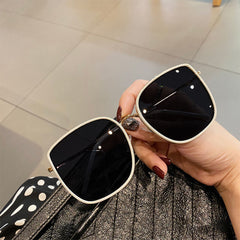 Women's INS Style Harajuku Retro Oversized Sunglasses | ZAKAPOP